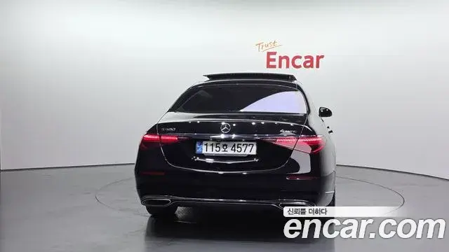 Mercedes-Benz S-Class 2021 — ფოტო 7/20