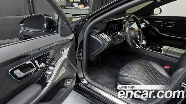 Mercedes-Benz S-Class 2021 — ფოტო 1/20