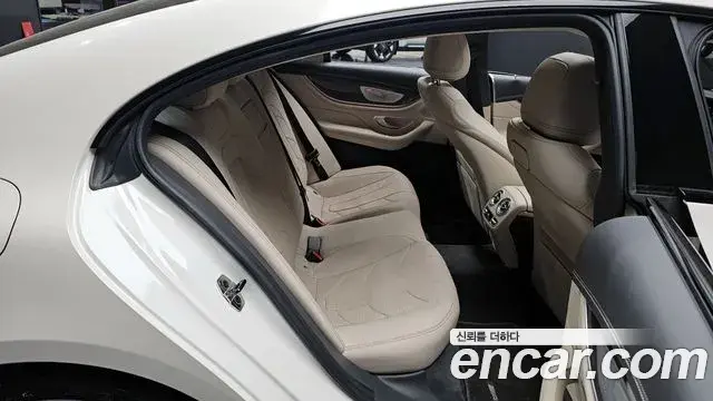 Mercedes-Benz CLS-Class 2019 — Фото 11/20
