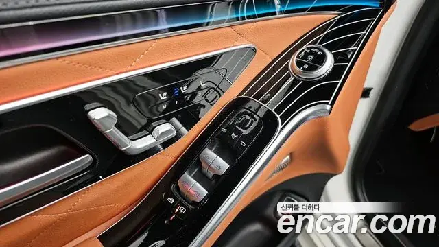 Mercedes-Benz S-Class 2022 — ფოტო 15/20