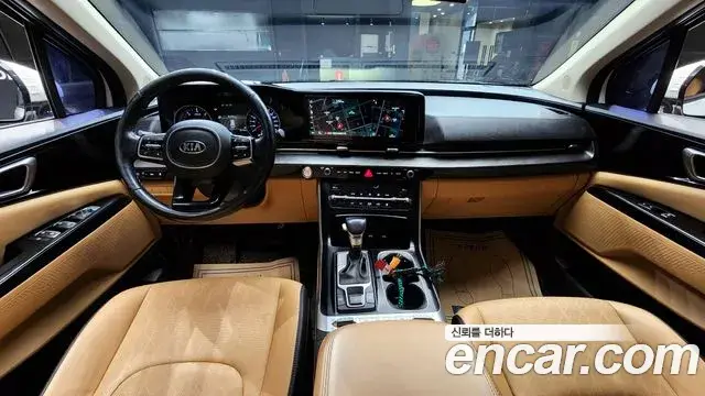 Kia Carnival 2020 — Şəkil 18/20