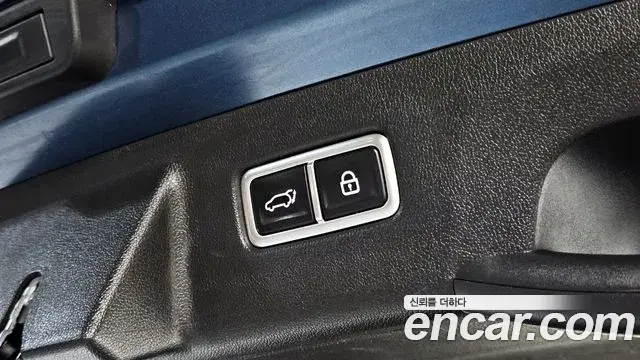 Kia Sorento 2020 — ფოტო 15/20