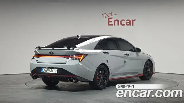Hyundai The New Avante Hybrid 2021 — Photo 1/20