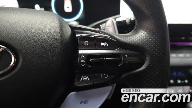 Hyundai The New Avante Hybrid 2021 — Photo 3/20