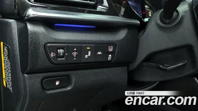 Kia Niro 2019 — ფოტო 17/20