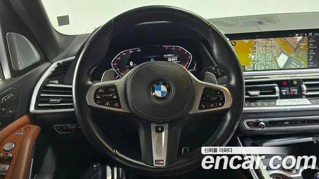 BMW X7 2022 — ფოტო 20/20