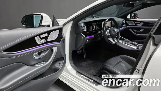Mercedes-Benz AMG GT 2021 — Фото 9/20