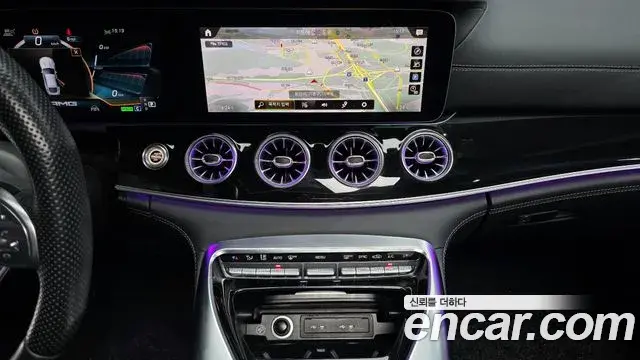 Mercedes-Benz AMG GT 2021 — Фото 14/20