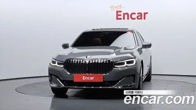 BMW 7 Series 2021 — ფოტო 17/20