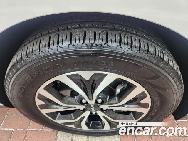 Kia Carnival 2021 — Фото 4/18