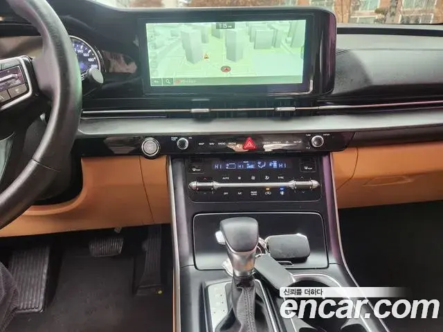 Kia Carnival 2021 — Фото 13/18