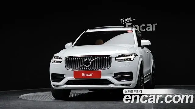Volvo XC90 2019 — ფოტო 3/20
