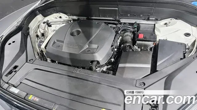 Volvo XC90 2019 — ფოტო 4/20