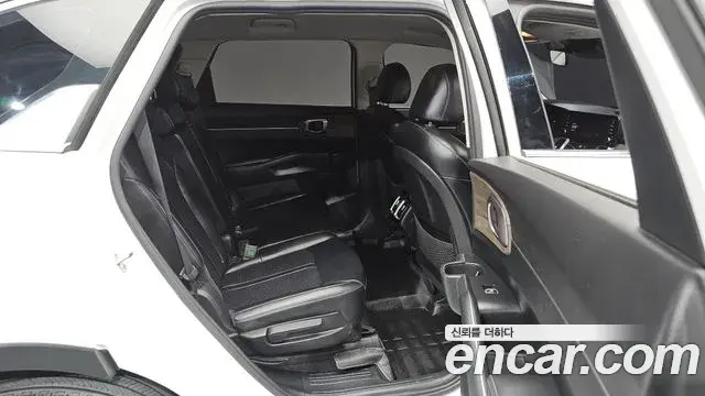 Kia Sorento 2020 — Фото 13/20