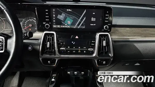 Kia Sorento 2020 — Фото 17/20