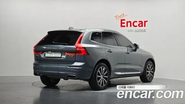 Volvo XC60 2020 — Photo 3/20