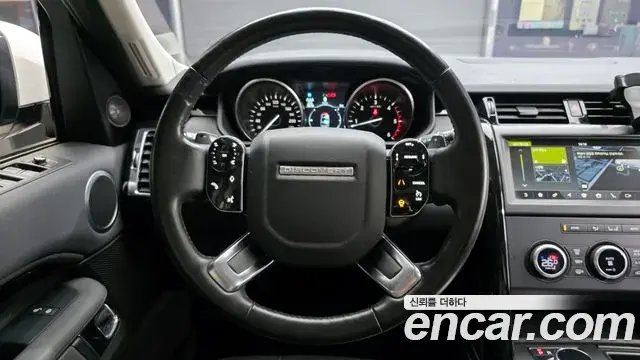 Land Rover Discovery 5 2019 — Фото 13/20