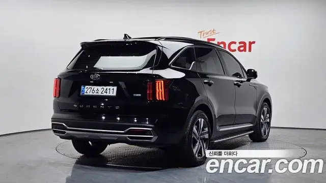 Kia Sorento 2021 — Фото 2/20