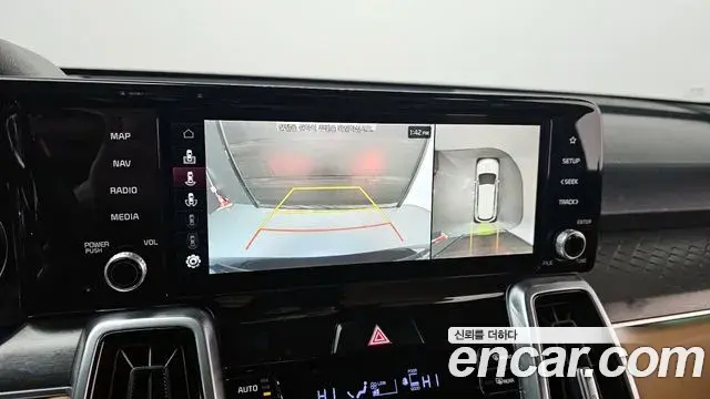 Kia Sorento 2021 — Фото 15/20
