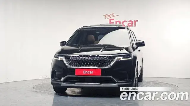 Kia Carnival 2022 — Фото 3/20