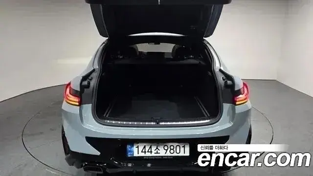 BMW X4 2022 — Şəkil 1/21