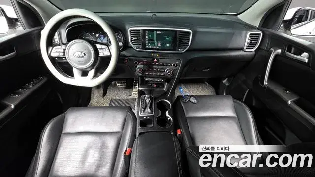 Kia Sportage The Bold 2018 — Şəkil 17/20