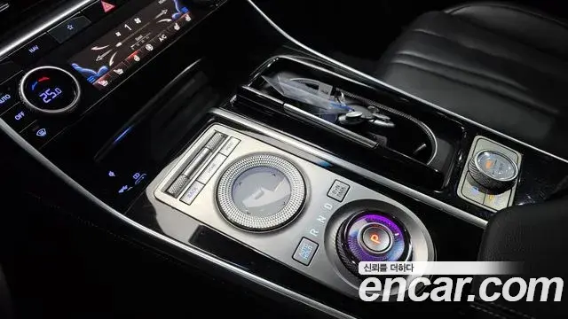 Genesis GV80 2021 — Şəkil 19/20