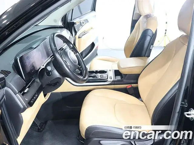 Kia Carnival 2021 — Фото 10/20