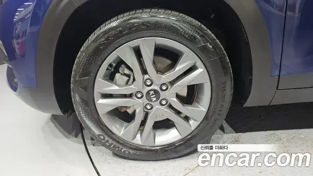 Kia Seltos 2019 — Şəkil 16/20