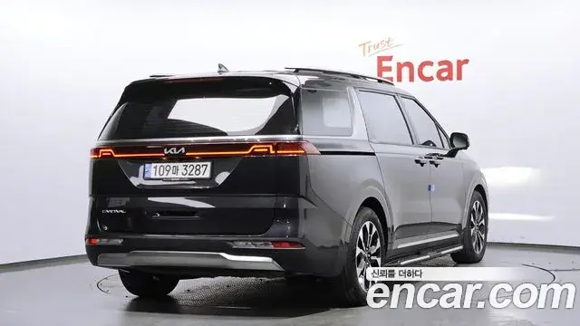 Kia Carnival 2021 — Photo 5/20