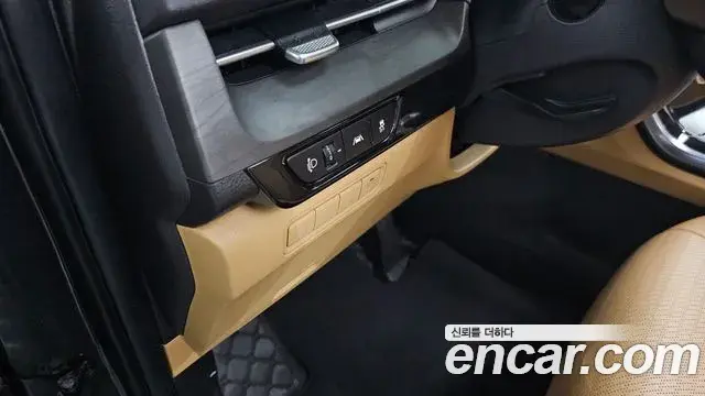 Kia Carnival 2021 — Photo 16/20