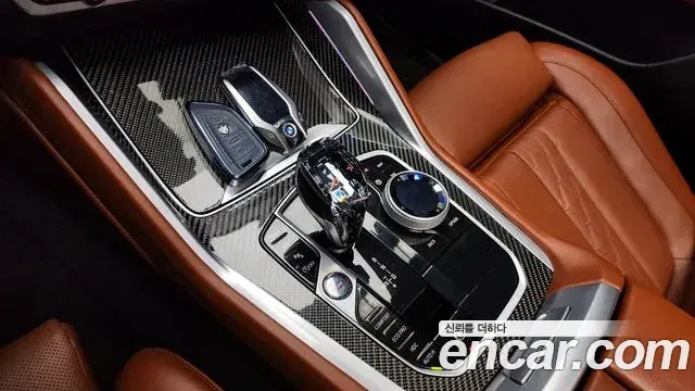 BMW X6 2023 — Фото 10/20