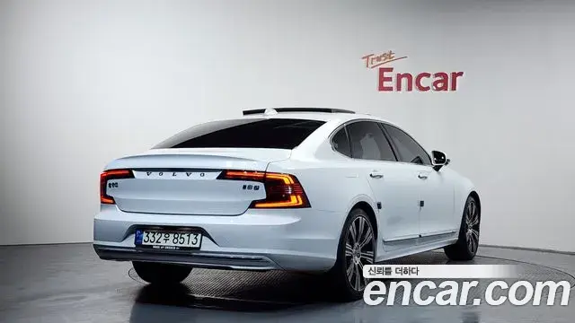 Volvo S90 2021 — Фото 2/20