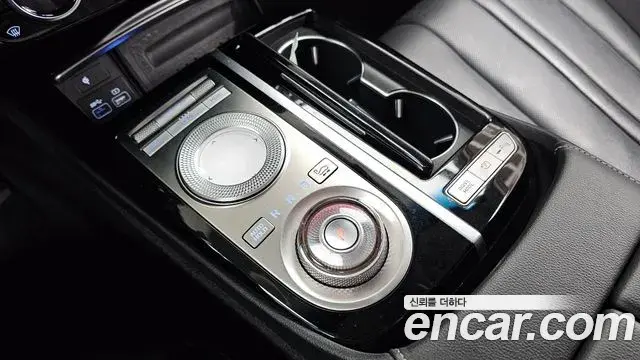 Genesis G80 2020 — Photo 13/20