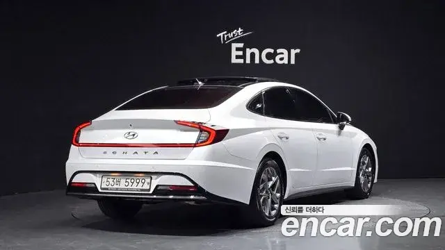 Hyundai Sonata 2019 — Фото 2/20
