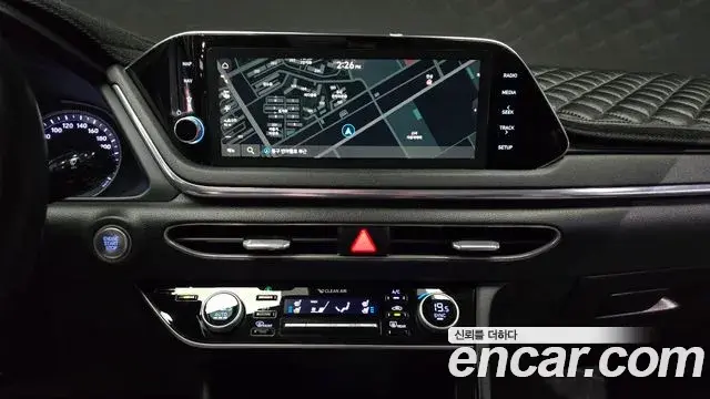 Hyundai Sonata 2019 — Фото 15/20