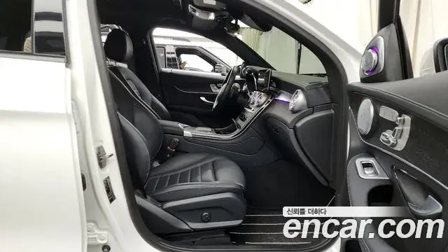 Mercedes-Benz GLC-Class 2023 — Şəkil 19/20