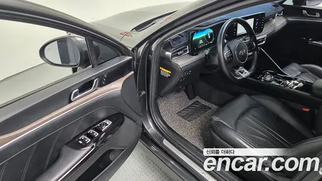 Kia K5 2020 — Photo 5/20