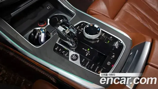 BMW X7 2020 — Фото 9/20