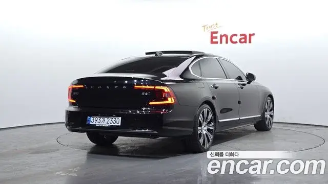 Volvo S90 2022 — ფოტო 5/20