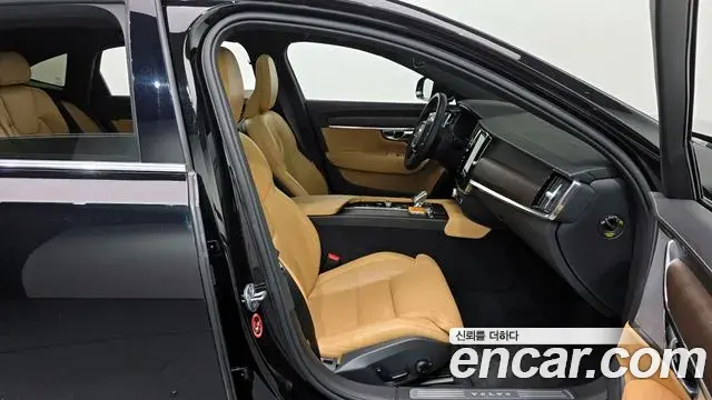 Volvo S90 2022 — ფოტო 17/20
