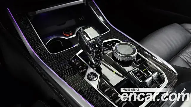 BMW X7 2022 — Şəkil 7/20
