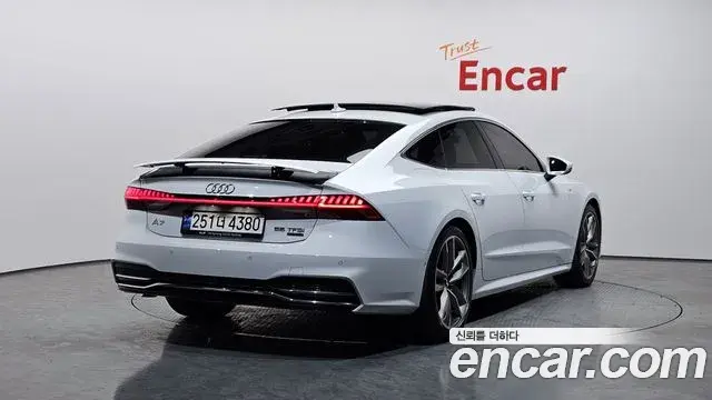 Audi A7 2020 — Photo 19/20