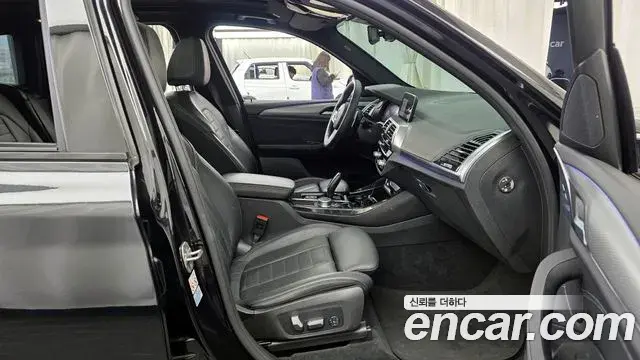 BMW X3 2021 — Photo 8/20