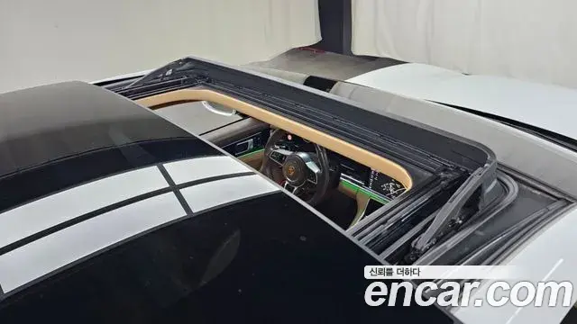 Porsche Panamera 2018 — Şəkil 12/21