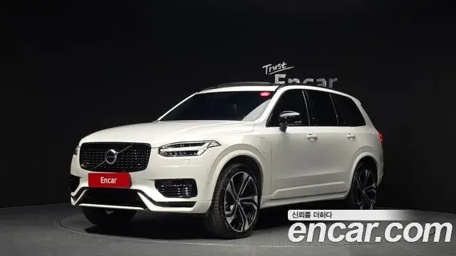 Volvo XC90 2020 — ფოტო 2/20