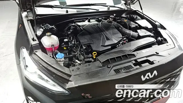 Kia K8 2023 — ფოტო 7/20