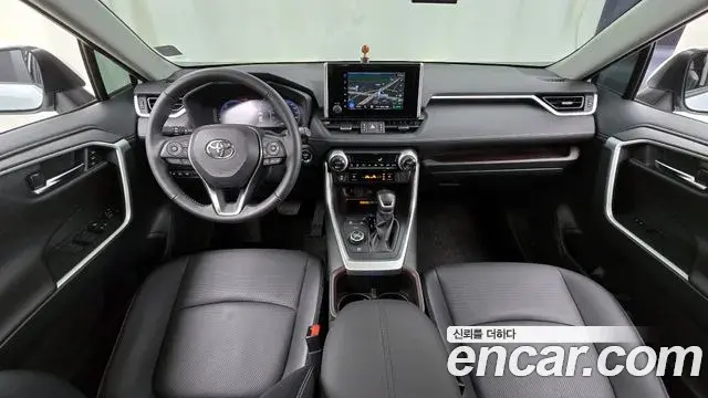 Toyota RAV4 2024 — Photo 10/20
