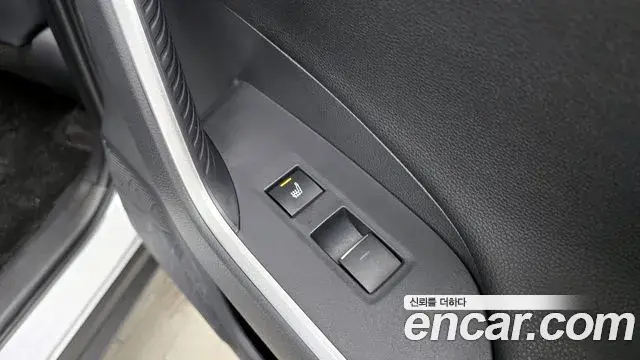 Toyota RAV4 2024 — Photo 6/20