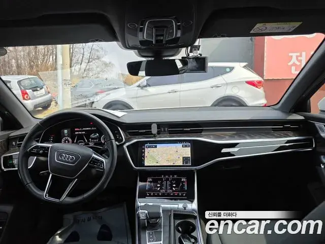 Audi A6 2021 — ფოტო 6/19